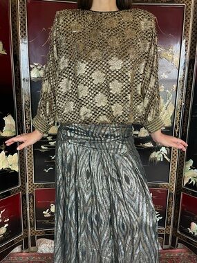 1980s floral lamé tunic top